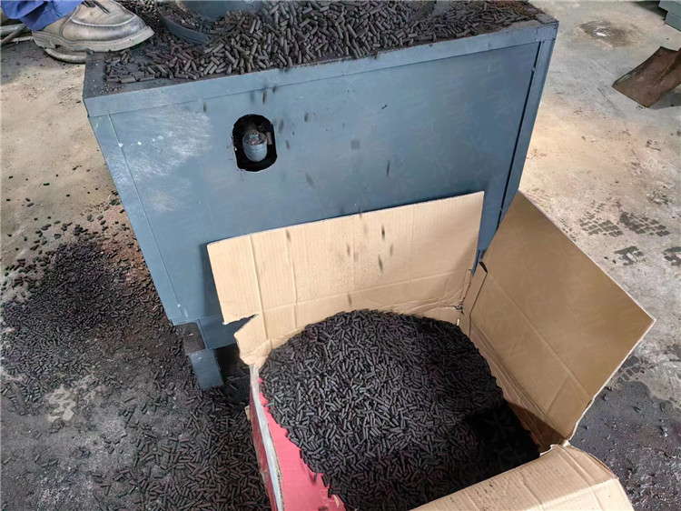 ͑􎧈@־Gl(f)ͷYֺ󣬵ҹ˾CO